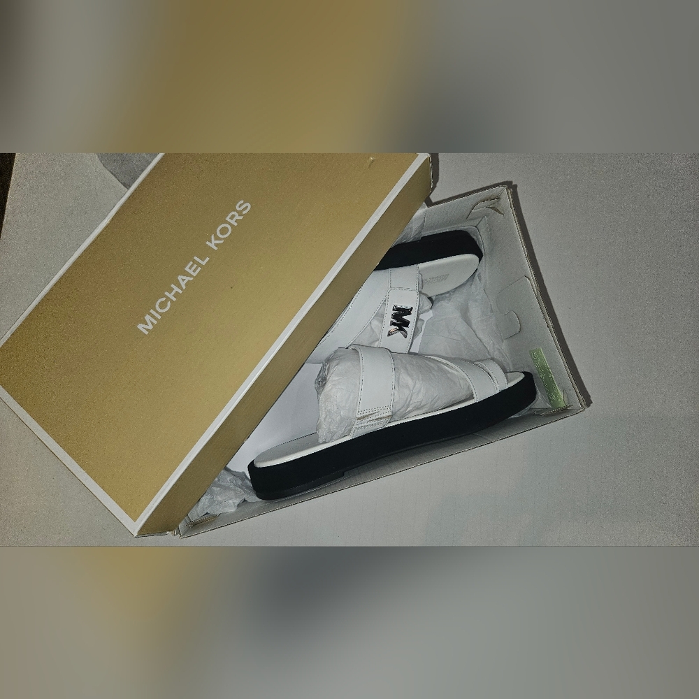 Michael Kors White Sandals - Picture 6 of 7
